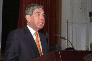 Oscar Arias