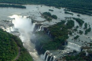 Vista aérea de las cataratas. WikiCommons