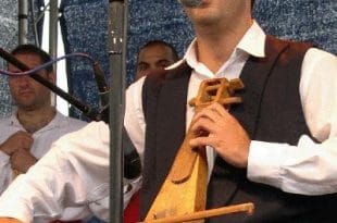 El rabel (el violín árabe)