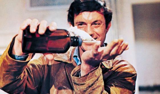 Fotograma de la película ‘Charly’ (1968), basada en la novela ‘Flores para Algernon’