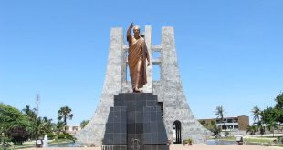 Memorial a Kwame Nkrumah en Accra. WikiCommons