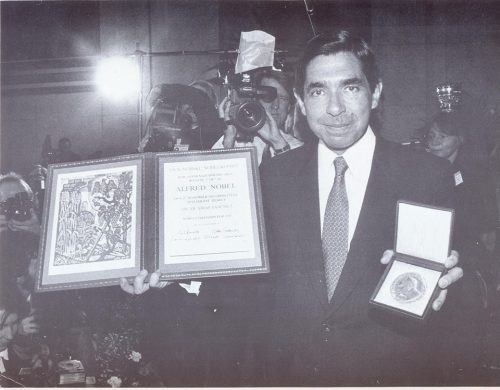 Premio Nobel Oscar Arias