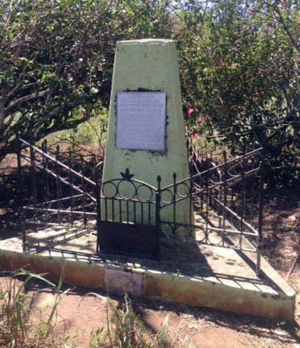 Monumento Rogelio Fernández Güell