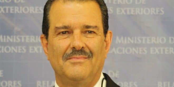 Carlos Manuel Echeverría