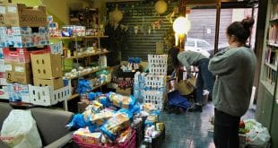 "Gracias a esto, mucha gente no saquea supermercados": el coronavirus impulsa las redes de solidaridad