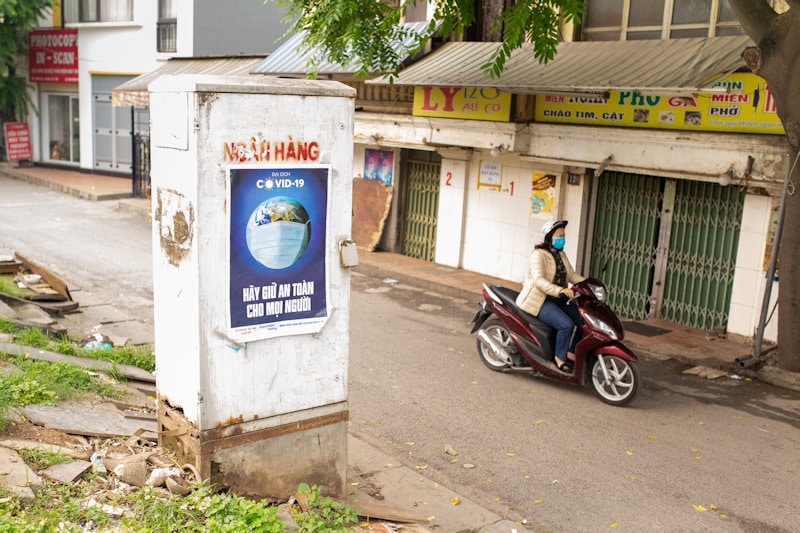 Vietnam apuesta por arte propagandístico para combatir el coronavirus