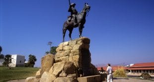 Debate sobre colonialismo: En África se resignifica al monumento