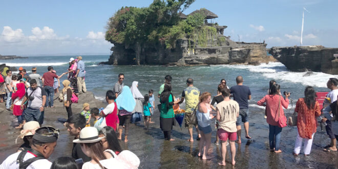Desaparición del turismo de masas obliga a Bali a repensar ese modelo