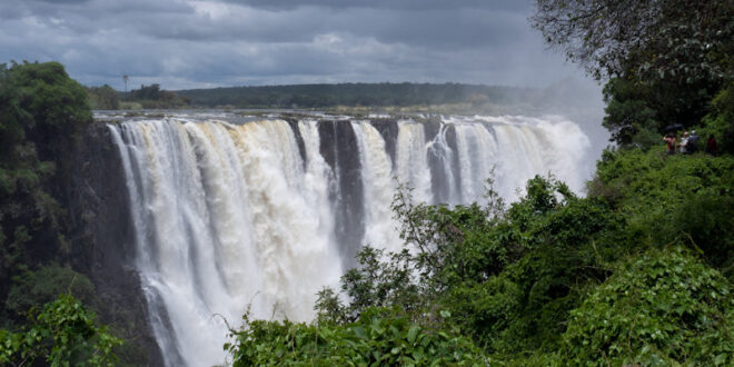 Cataratas del Iguazú vs. Cataratas Victoria: ¿cuáles son más bellas?