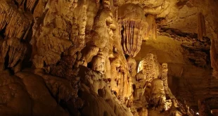 Cavernas de Natural Bridge