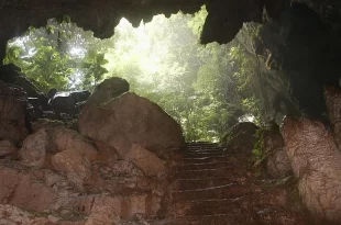 Cueva de Saint Hermna
