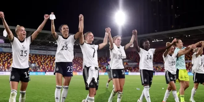 El fútbol femenino está de moda, pero no es un fenómeno reciente
