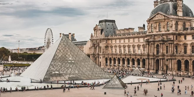 Louvre