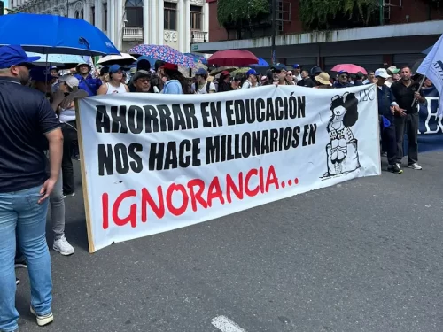 Educación