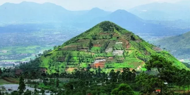 Gunung Padang