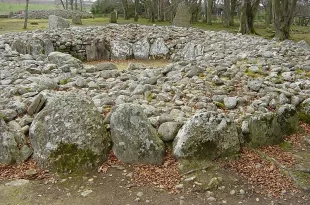 Clava Cairns