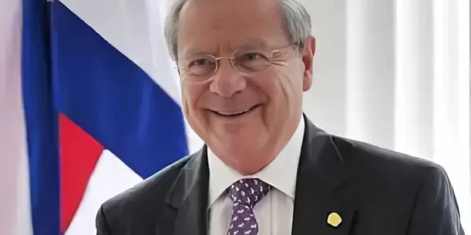 Enrique Castillo
