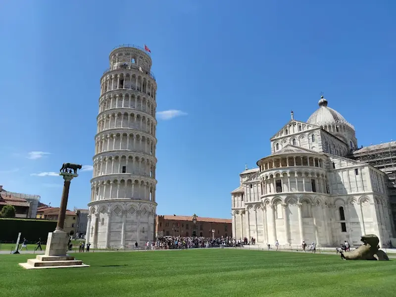 Torre inclinada  de Pisa