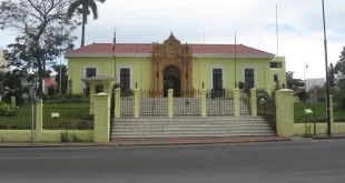 Casa Amarilla