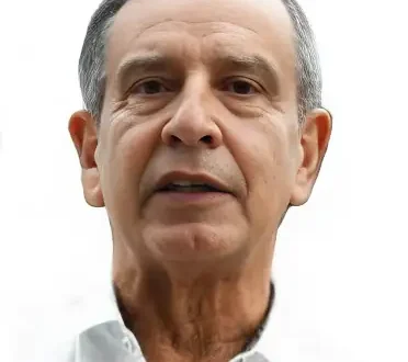 Rolando González